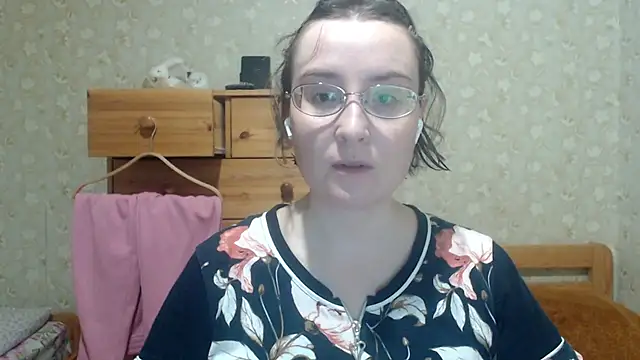 Smart Rose online show from March 13, 8:47 pm