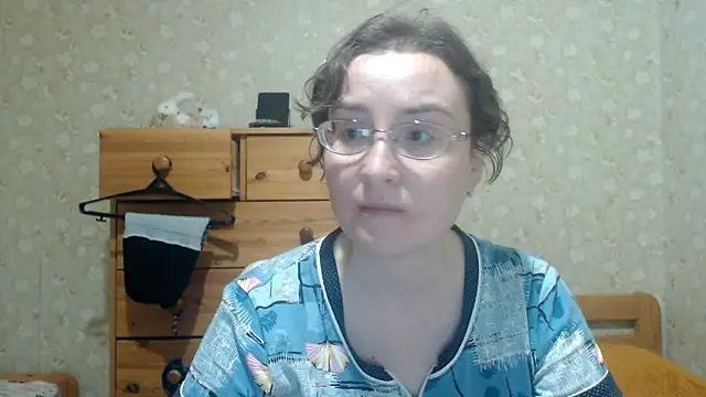 Snapshot of Smart_Rose chatting on April 19, 6:43 pm Smart Rose online show from April 19, 6:43 pm