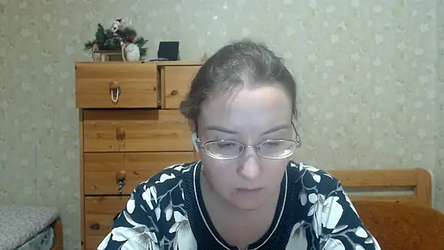 Smart Rose online show from February 3, 11:21 pm