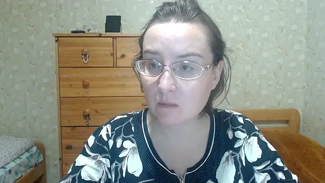 Snapshot of Smart_Rose chatting on November 13, 4:00 pm Smart Rose online show from November 13, 4:00 pm