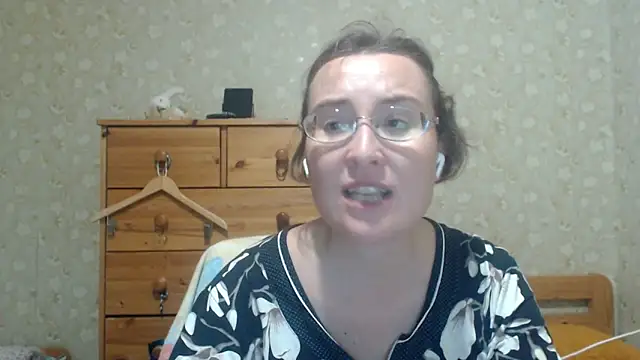 Snapshot of Smart_Rose chatting on May 31, 6:09 pm Smart Rose online show from May 31, 6:09 pm