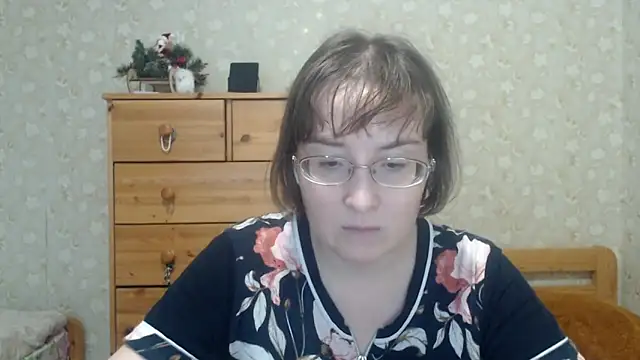 Smart Rose online show from February 13, 1:44 pm