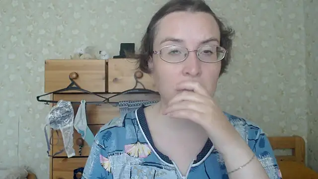 Snapshot of Smart_Rose chatting on May 15, 3:54 pm Smart Rose online show from May 15, 3:54 pm