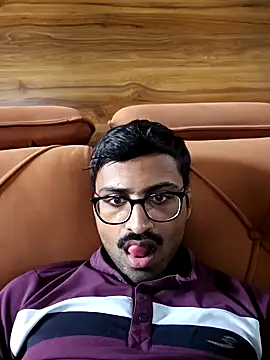 Snapshot of krishna8035 chatting on October 7, 6:03 am krishna8035 online show from October 7, 6:03 am