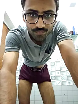 Snapshot of krishna8035 chatting on October 26, 4:24 am krishna8035 online show from October 26, 4:24 am