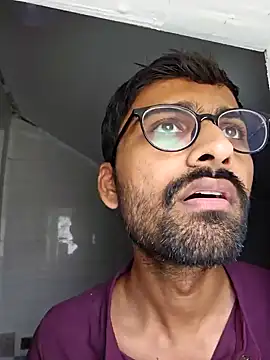 Snapshot of krishna8035 chatting on December 8, 5:50 am krishna8035 online show from December 8, 5:50 am