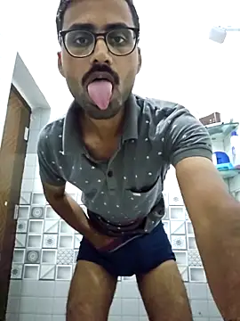 Snapshot of krishna8035 chatting on September 17, 2:08 pm krishna8035 online show from September 17, 2:08 pm