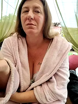 Snapshot of Natali_UA chatting on July 13, 7:18 am Natali UA online show from July 13, 7:18 am
