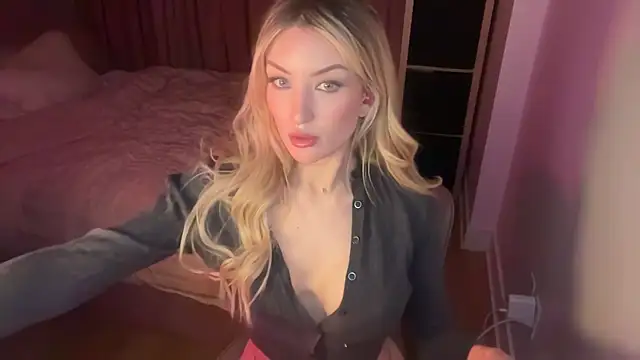 Snapshot of Verostar69 chatting on February 8, 7:33 pm Verostar69 online show from February 8, 7:33 pm