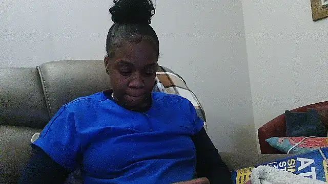 Beautifulkash online show from November 28, 1:28 am