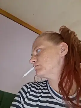 Snapshot of bam420bam chatting on June 21, 7:58 am bam420bam online show from June 21, 7:58 am