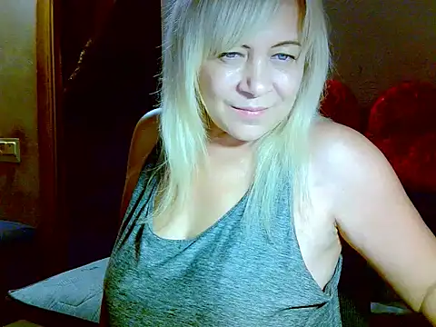 AgoniA7 online show from November 28, 4:45 am