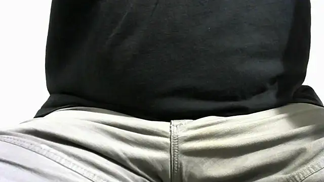 Snapshot of 1chatter3 chatting on September 18, 5:49 pm 1chatter3 online show from September 18, 5:49 pm