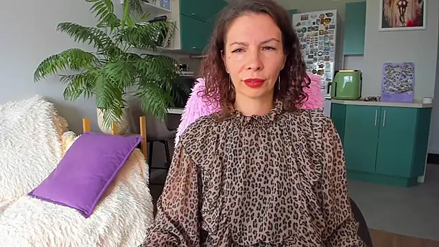 Snapshot of ChristinaGlory chatting on July 9, 12:48 pm ChristinaGlory online show from July 9, 12:48 pm