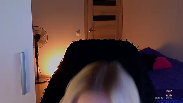 MilanaOmg online show from May 29, 9:32 pm