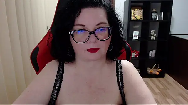 MissTroublle online show from October 27, 11:11 am