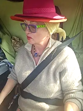 MucMilf59 online show from March 22, 9:33 am