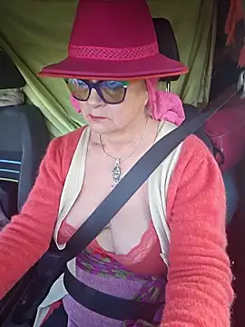 MucMilf59 online show from November 16, 8:30 am