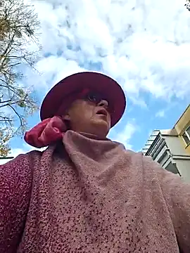 MucMilf59 online show from October 18, 10:06 am