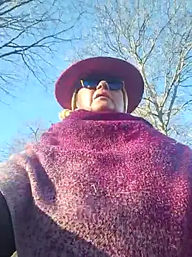 MucMilf59 online show from November 28, 9:53 am