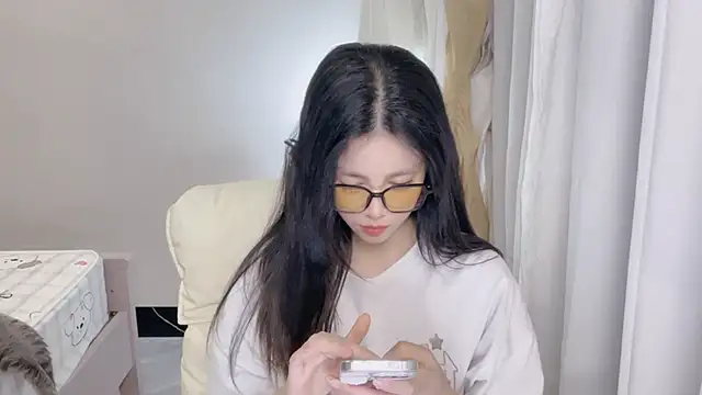 CNchengcheng online show from October 4, 10:17 am