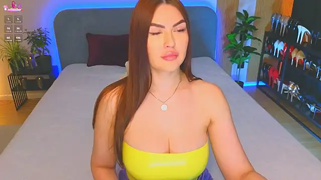 Kira from UA online show from June 13, 10:08 pm