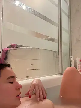 Snapshot of infinitysex1 chatting on December 15, 6:03 pm infinitysex1 online show from December 15, 6:03 pm