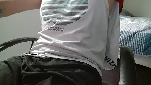 pudding24 online show from December 18, 7:29 pm