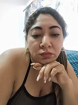 Snapshot of kendra_fire chatting on May 31, 4:46 pm kendra fire online show from May 31, 4:46 pm