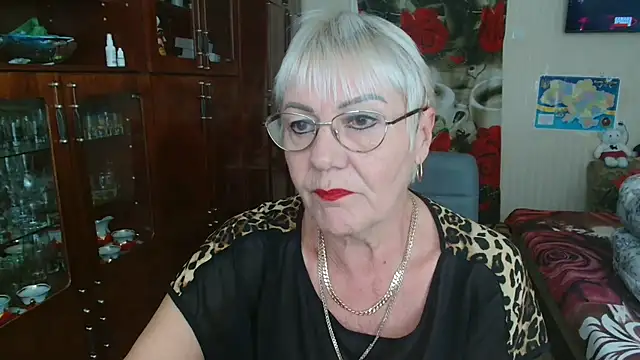 JenaCheim online show from October 15, 7:27 am