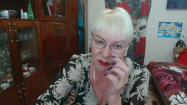 JenaCheim online show from May 2, 5:23 am