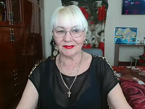 JenaCheim online show from March 18, 6:39 am