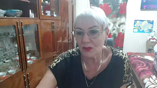 JenaCheim online show from October 13, 7:26 pm