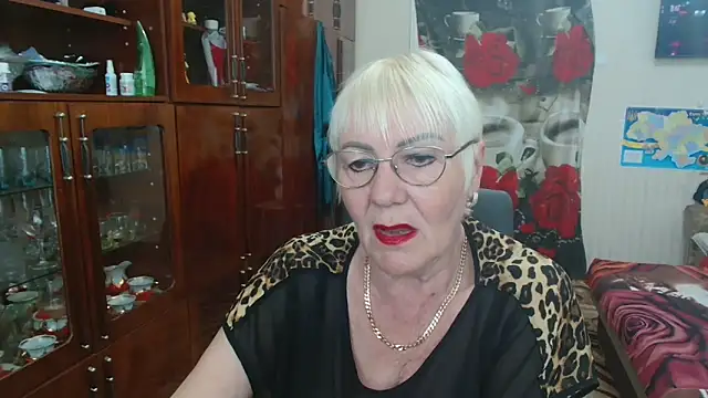 JenaCheim online show from April 29, 6:06 am