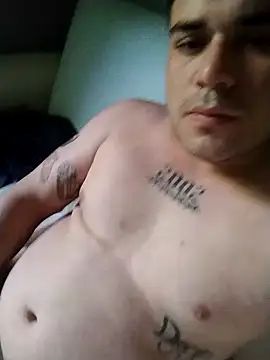 E f online show from October 31, 11:18 am