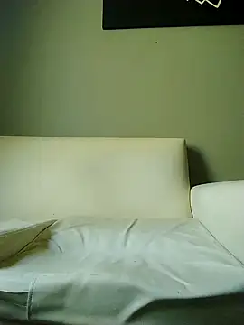 E f online show from September 30, 2:23 pm