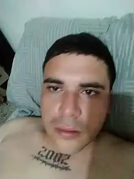 E f online show from October 4, 3:02 pm