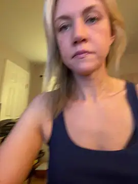 Snapshot of Kay_Cakes chatting on July 15, 2:13 pm Kay Cakes online show from July 15, 2:13 pm