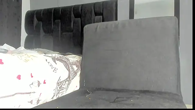 Snapshot of SandraGoldstein chatting on November 14, 1:09 am SandraGoldstein online show from November 14, 1:09 am