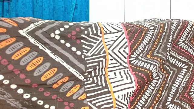 khloeHermaprodit3 online show from April 11, 10:46 pm