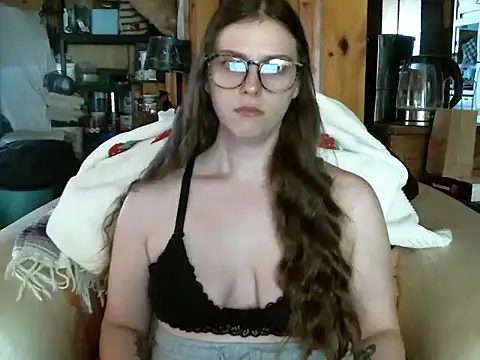 katie kitten38 online show from April 8, 1:56 pm