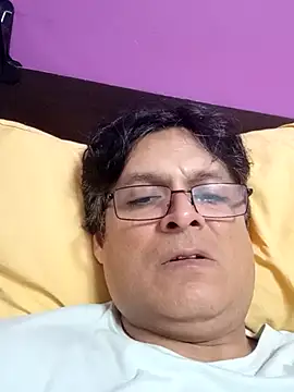 Snapshot of AdultAgency chatting on February 17, 4:54 am AdultAgency online show from February 17, 4:54 am