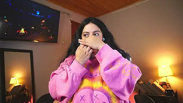 coraline latin online show from March 21, 11:03 am