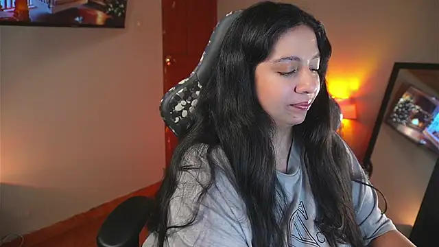 coraline latin online show from November 24, 5:46 pm