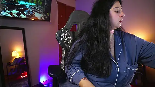 coraline latin online show from March 27, 12:17 pm