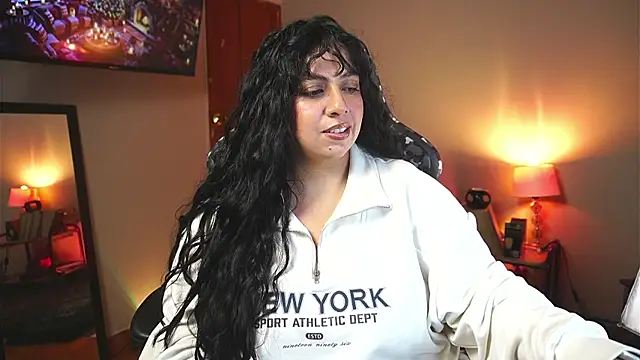 coraline latin online show from January 6, 12:14 am