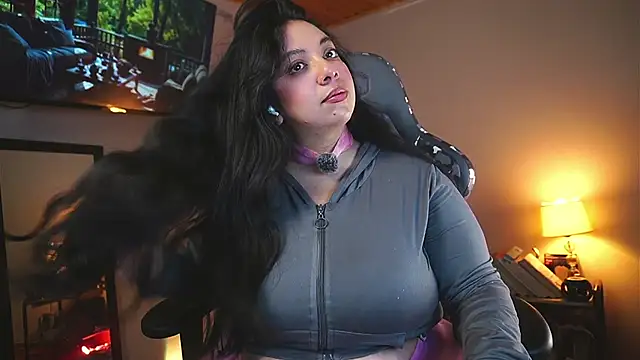 coraline latin online show from March 28, 11:22 am