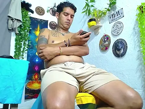 Zack Grey online show from June 16, 11:21 am