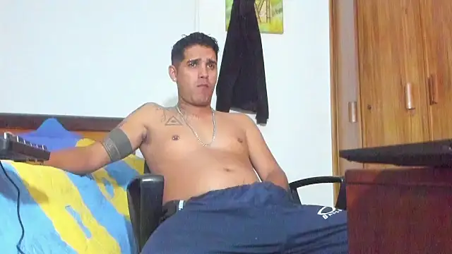 Zack Grey online show from November 7, 4:17 am