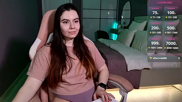 Foxohlove online show from February 17, 6:06 pm